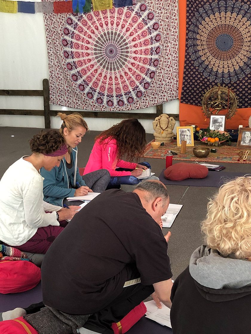 Formación intensiva profesores de yoga